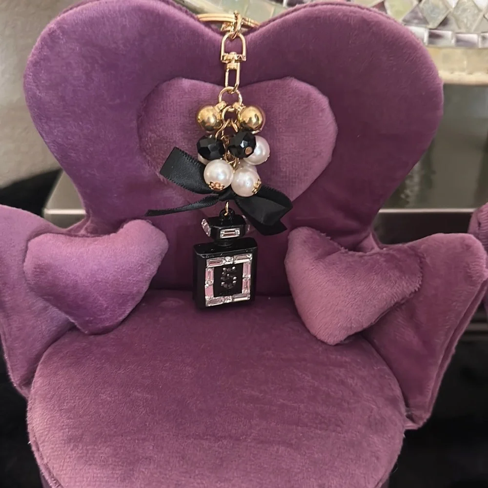 LOW START! Stylish Keychain